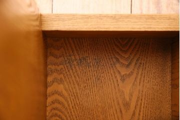 中古　楡材　学校の角スツール2脚セット(3)