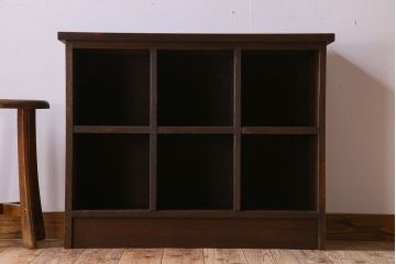 【0様ご成約済み】アンティーク　檜材天板付き!シンプルでレトロなマス目棚(収納棚、飾り棚)