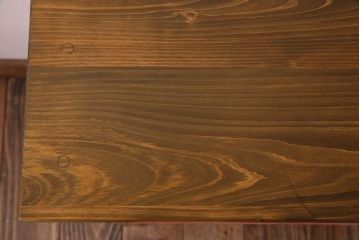 レトロ家具　脚付き!　シンプルレトロなマス目棚(収納棚、飾り棚)