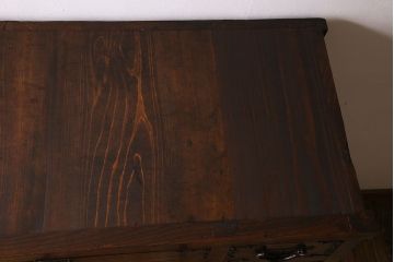 アンティーク家具　和製アンティーク　重厚な明治期の帳場箪笥