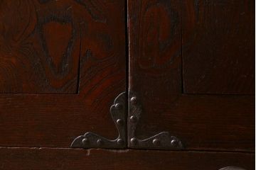 アンティーク家具　和製アンティーク　重厚な明治期の帳場箪笥