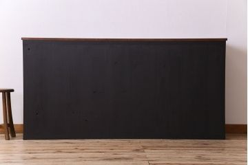 アンティーク家具　アンティーク　モダンなペイントガラス戸棚