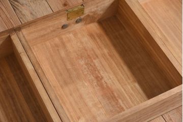 アンティーク家具　和製アンティーク　脚付のシンプルな時代箪笥ローボード