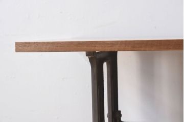 レトロ家具　アンティーク　シンガーミシン　シンプルレトロなシンガー社製ミシンテーブル(1)