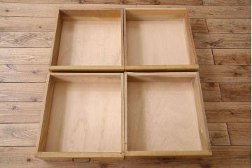 レトロ家具　昭和レトロ　シンプルなデザインのサイドボード(カウンターテーブル・収納棚・食器棚)