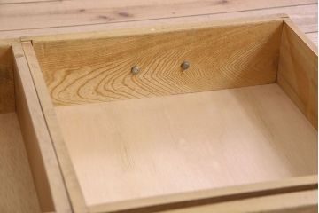 レトロ家具　昭和レトロ　シンプルなデザインのサイドボード(カウンターテーブル・収納棚・食器棚)