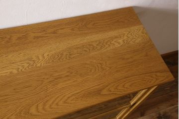 レトロ家具　昭和レトロ　シンプルなデザインのサイドボード(カウンターテーブル・収納棚・食器棚)