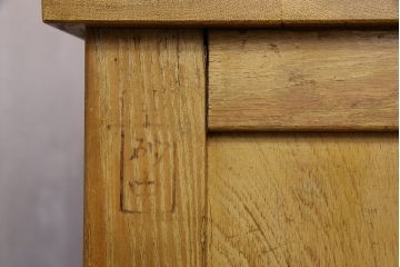 レトロ家具　昭和レトロ　シンプルなデザインのサイドボード(カウンターテーブル・収納棚・食器棚)