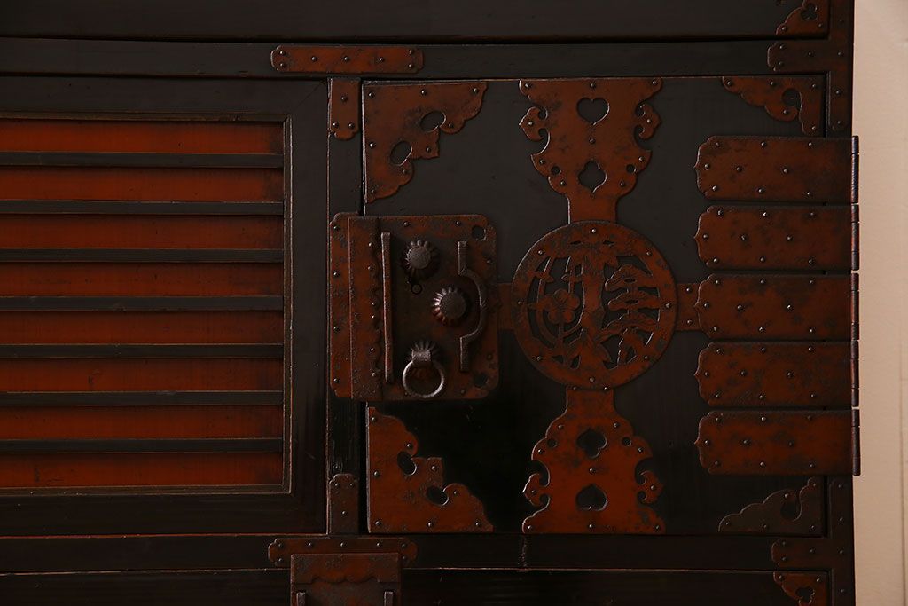 アンティーク家具　明治大正期　古民具・骨董　かくし付き!六尺　大川箪笥のサイドボード(水屋箪笥)