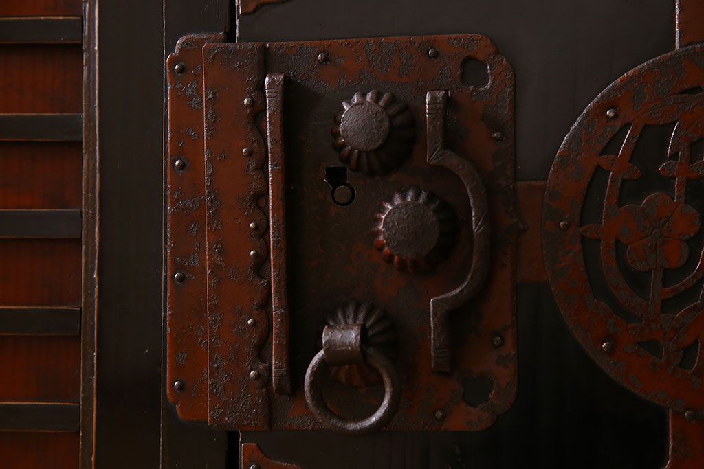 アンティーク家具　明治大正期　古民具・骨董　かくし付き!六尺　大川箪笥のサイドボード(水屋箪笥)