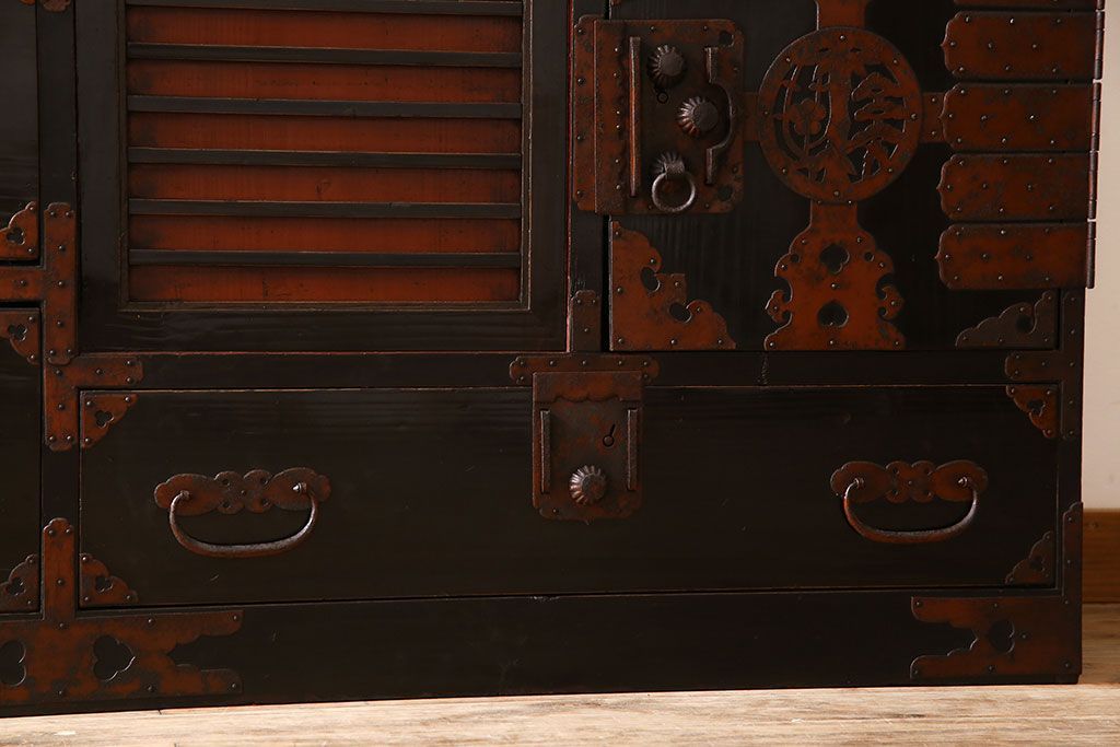 アンティーク家具　明治大正期　古民具・骨董　かくし付き!六尺　大川箪笥のサイドボード(水屋箪笥)