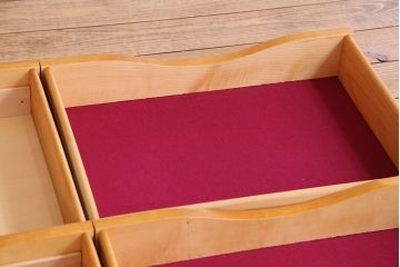 ヴィンテージ家具　フランス製　ビンテージ　VIGHEROH　スタイリッシュなデザインの大型サイドボード