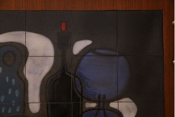 ヴィンテージ家具　フランス製　ビンテージ　VIGHEROH　スタイリッシュなデザインの大型サイドボード