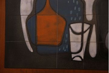 ヴィンテージ家具　フランス製　ビンテージ　VIGHEROH　スタイリッシュなデザインの大型サイドボード