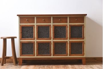 アンティーク家具　アンティーク　結霜ガラスが美しいペイント収納棚(カウンターテーブル)