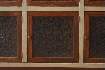 アンティーク家具　アンティーク　結霜ガラスが美しいペイント収納棚(カウンターテーブル)