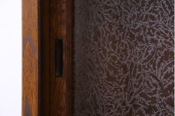 アンティーク家具　和製アンティーク　極上品!結霜ガラス引き戸の二段重ね収納棚(食器棚・水屋箪笥)