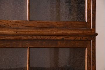 アンティーク家具　和製アンティーク　極上品!結霜ガラス引き戸の二段重ね収納棚(食器棚・水屋箪笥)