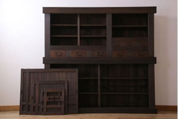 アンティーク家具　和製アンティーク　六尺　古い木の趣ある丸桟引き戸の水屋箪笥