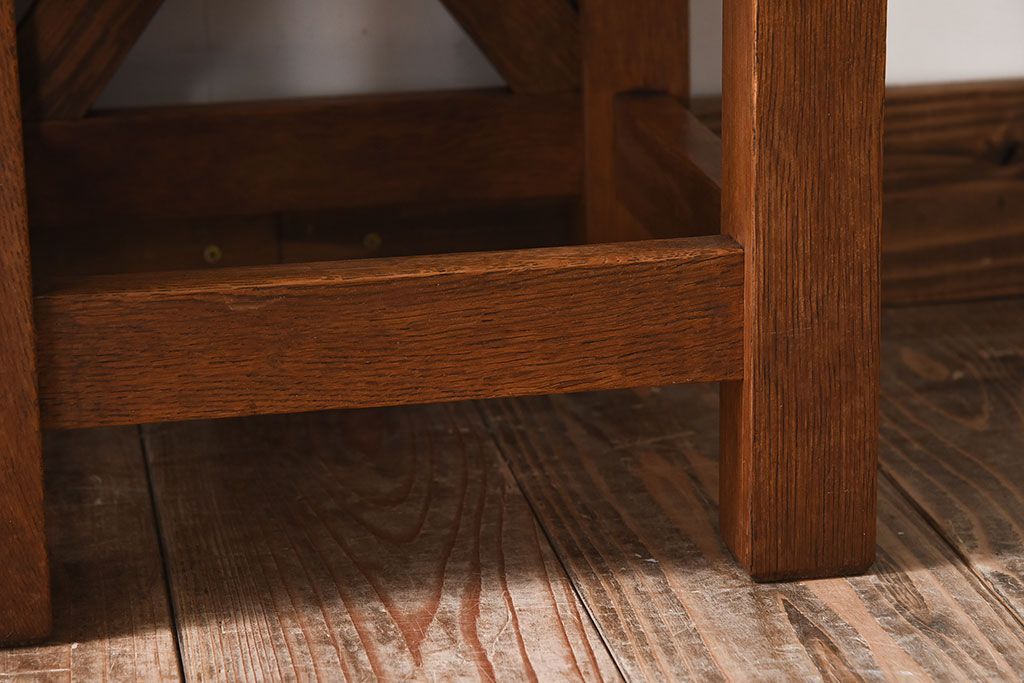 レトロ家具　昭和レトロ　ナラ素材のシンプルな角スツール2脚セット