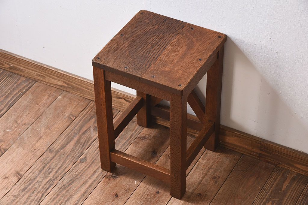 モカブラウンのレトロなスツール　古道具 モカブラウンのレトロなスツール 古道具 アンティーク スツール