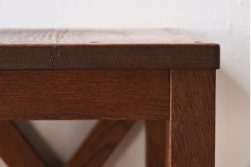 レトロ家具　昭和レトロ　ナラ材製のアンティーク角スツール(1)