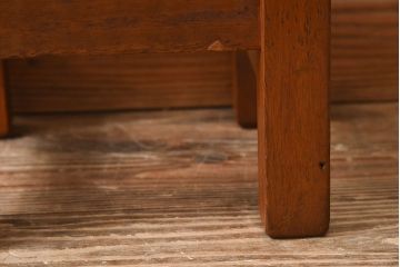 アンティーク雑貨　ナラ材製 学校のシンプルなレトロアンティークの角スツール(1)