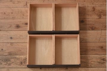 アンティーク家具　和製アンティーク　結霜ガラスがおしゃれなマス目収納棚(カウンターテーブル)