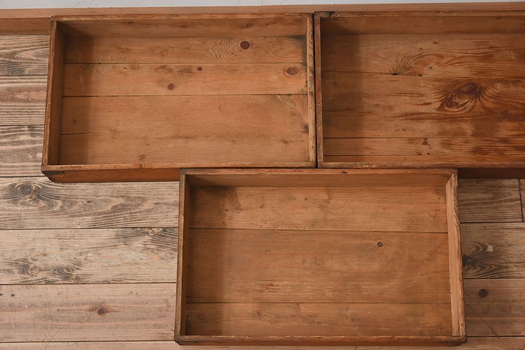 アンティーク雑貨　昭和レトロ　シンプルなデザインの木箱3個セット