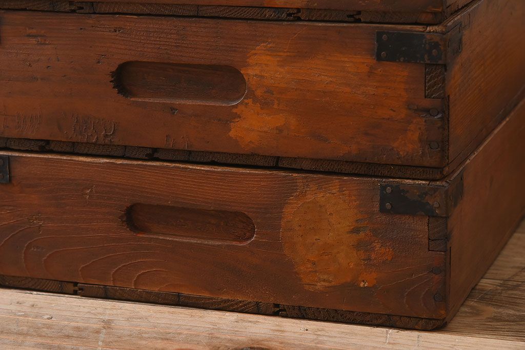 アンティーク雑貨　昭和レトロ　シンプルなデザインの木箱3個セット