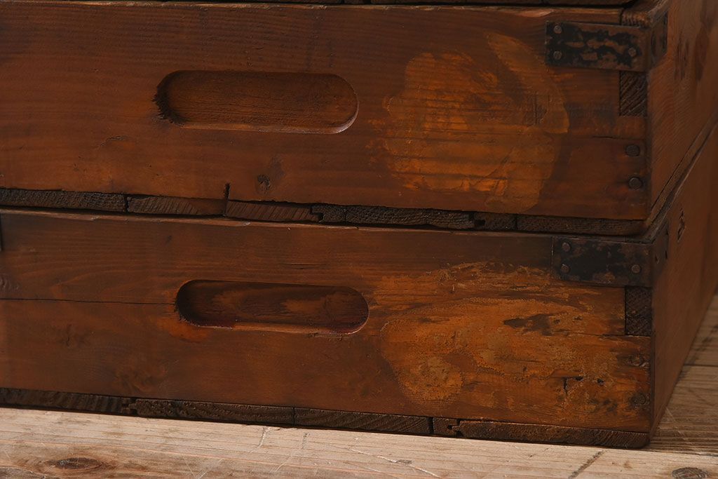 アンティーク雑貨　昭和レトロ　シンプルなデザインの木箱3個セット