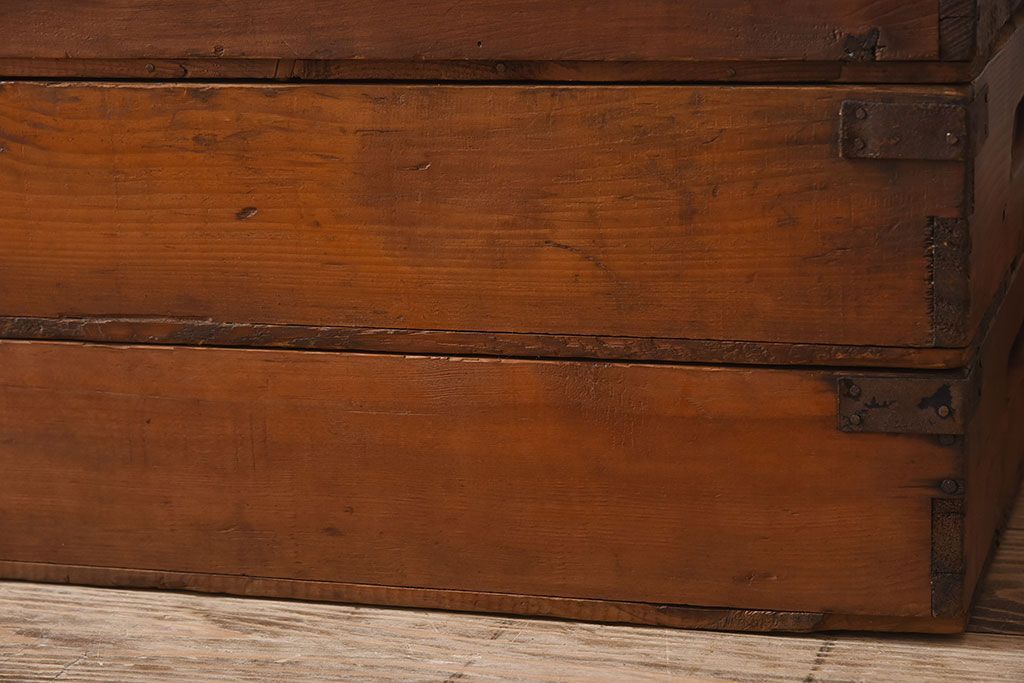 アンティーク雑貨　昭和レトロ　シンプルなデザインの木箱3個セット