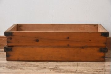 アンティーク雑貨　シンプルなデザイン　昭和レトロな木箱2個セット(1)