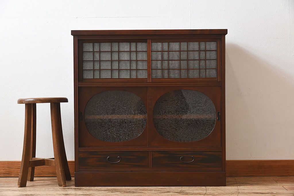 アンティーク家具　 和製アンティーク 丸窓　チェッカーガラス引き戸の収納棚