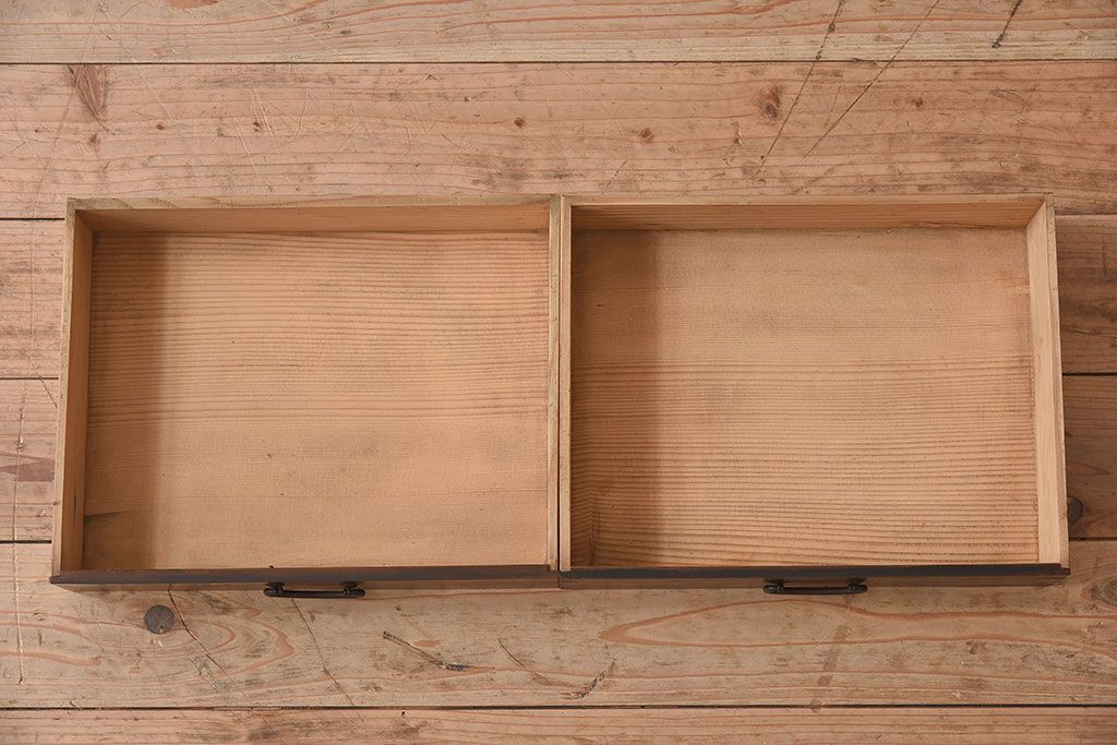 アンティーク家具　 和製アンティーク 丸窓　チェッカーガラス引き戸の収納棚