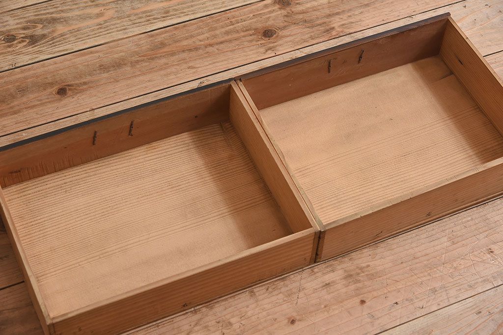 アンティーク家具　 和製アンティーク 丸窓　チェッカーガラス引き戸の収納棚