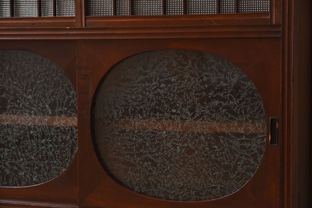 アンティーク家具　 和製アンティーク 丸窓　チェッカーガラス引き戸の収納棚