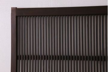 アンティーク　裏すりガラス入り　チェッカーガラス帯の格子戸2枚セット