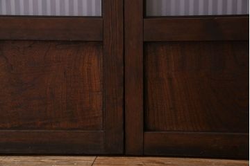 アンティーク　裏すりガラス入り　チェッカーガラス帯の格子戸2枚セット