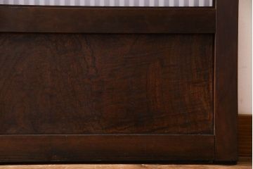 アンティーク　裏すりガラス入り　チェッカーガラス帯の格子戸2枚セット