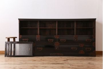 アンティーク家具　古民具・骨董　明治期　六尺　台輪付き!結霜ガラス引き戸の大川箪笥サイドボード(水屋箪笥)