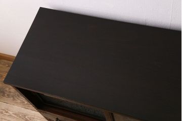 アンティーク家具　古民具・骨董　明治期　六尺　台輪付き!結霜ガラス引き戸の大川箪笥サイドボード(水屋箪笥)