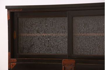 アンティーク家具　古民具・骨董　明治期　六尺　台輪付き!結霜ガラス引き戸の大川箪笥サイドボード(水屋箪笥)