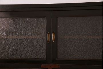 アンティーク家具　古民具・骨董　明治期　六尺　台輪付き!結霜ガラス引き戸の大川箪笥サイドボード(水屋箪笥)