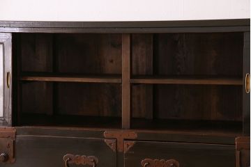 アンティーク家具　古民具・骨董　明治期　六尺　台輪付き!結霜ガラス引き戸の大川箪笥サイドボード(水屋箪笥)