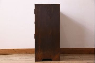 アンティーク家具　モールガラス入り!古い木製の小ぶりな収納棚(パタパタ戸棚)