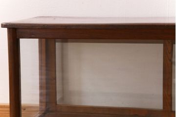 レトロ家具　栓材製!レトロな小ぶりのアンティークガラスケース