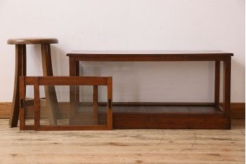 レトロ家具　栓材製!レトロな小ぶりのアンティークガラスケース