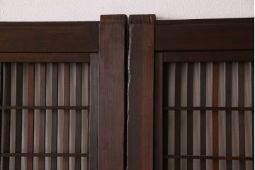 アンティーク　裏障子付き　モダンなデザイン!ダイヤガラス帯の格子戸2枚セット