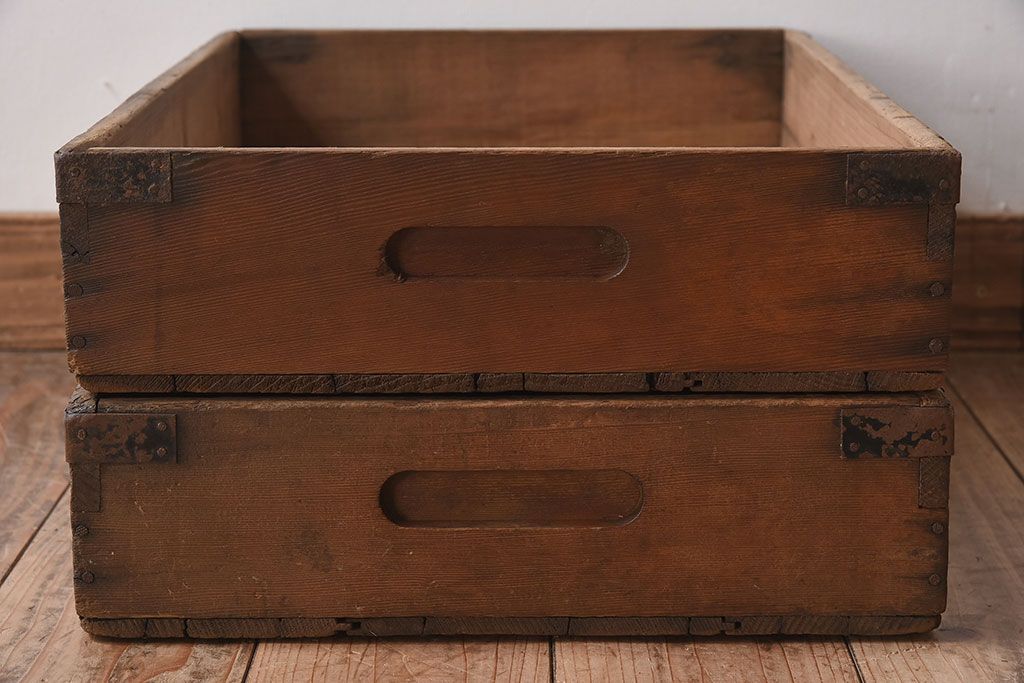 アンティーク雑貨　シンプルなデザイン　昭和レトロなアンティーク木箱2箱セット(1)